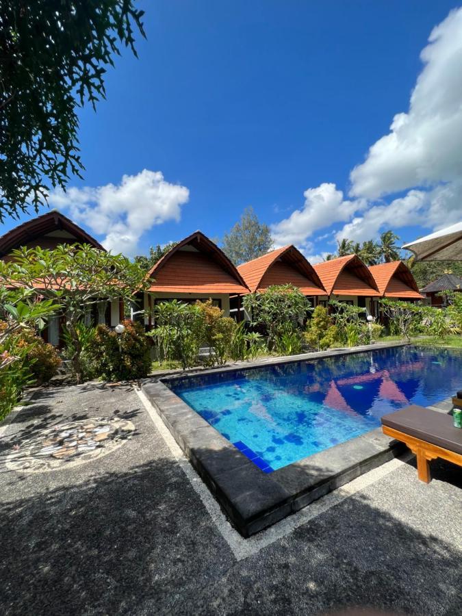 Sindhu Mesari Bungalow Toyapakeh ภายนอก รูปภาพ
