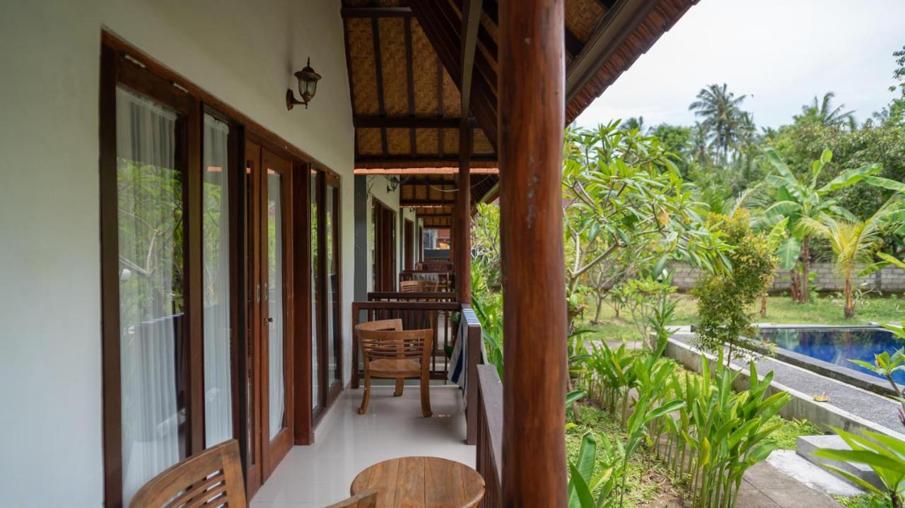 Sindhu Mesari Bungalow Toyapakeh ภายนอก รูปภาพ