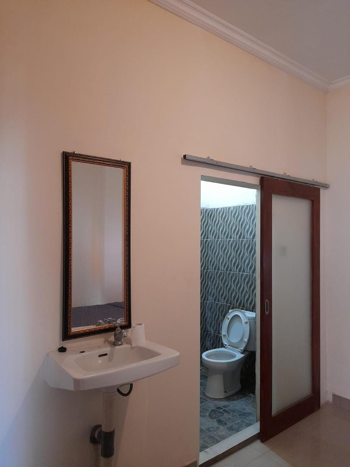 Sindhu Mesari Bungalow Toyapakeh ภายนอก รูปภาพ
