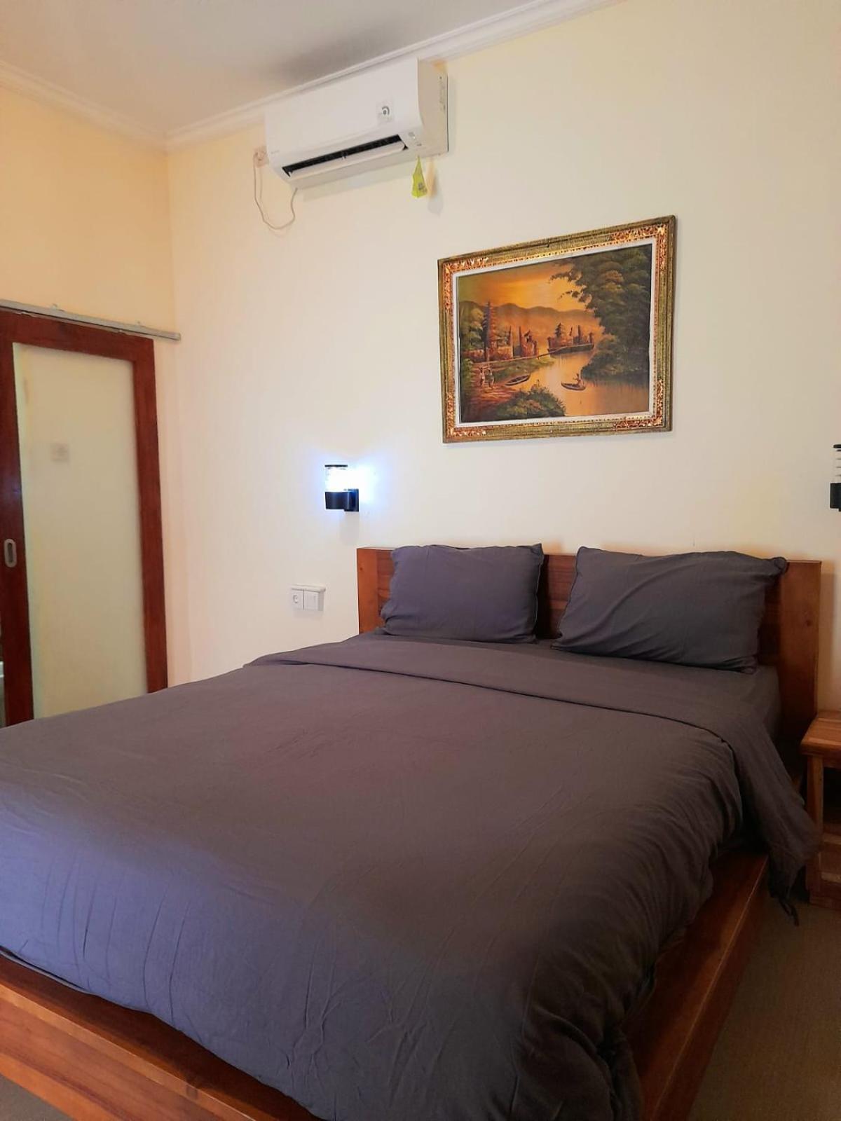 Sindhu Mesari Bungalow Toyapakeh ภายนอก รูปภาพ